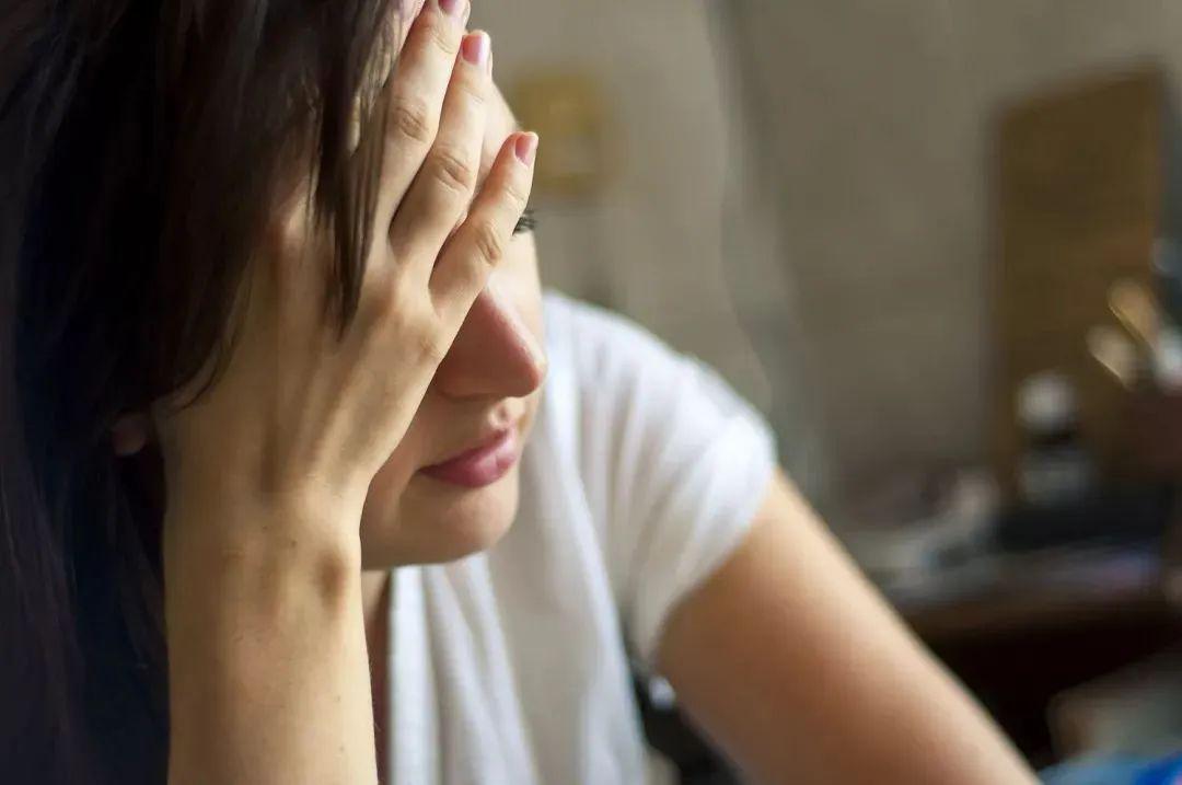 心跳快手麻是怎么回事？揭开健康隐患的真相